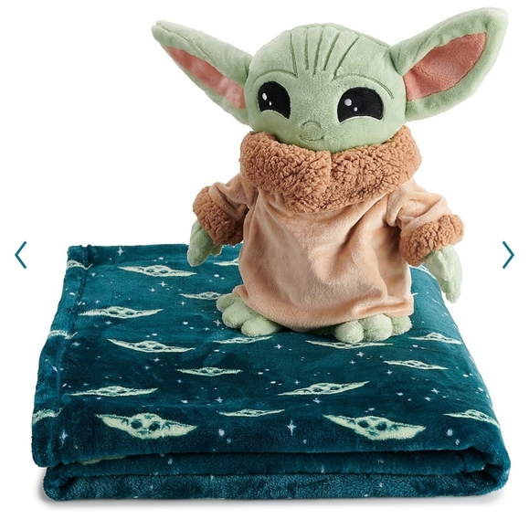 NWT DISNEY Star Wars Manalorian Grogu Plush & Throw Blanket Gift Set - Picture 1 of 3